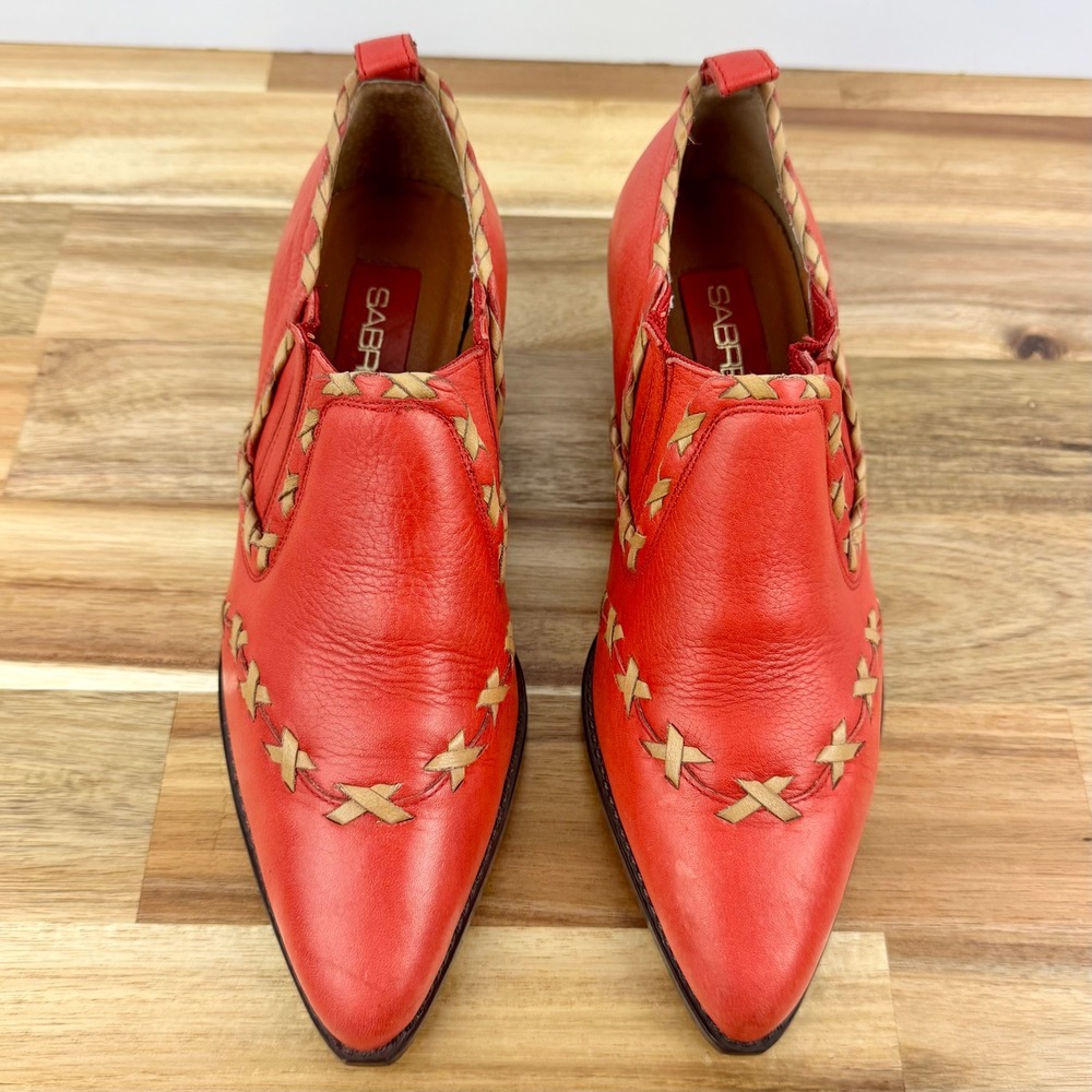 SABRA Red Leather Ankle Boots Western Accents Pointed Toe Shoes Size 5.5 - Picture 2 of 9